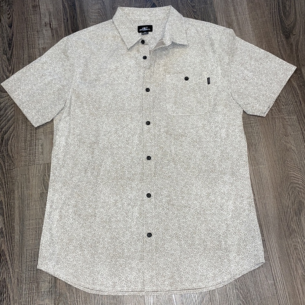 NWOT O’Neill short sleeve button up